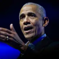 Barack Obama joins fight for US House control, urges vote for California districts to counter Trump