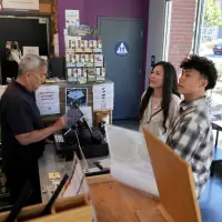 California restaurants will have to disclose food allergens on their menus under new law