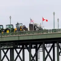 Canada, U.S. officials resume high-level trade talks