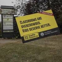 Chamber of commerce says Alberta teachers strike straining businesses