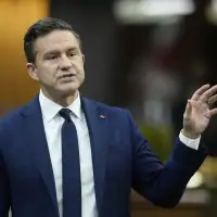 Top aide to former PM Harper rips Poilievre's comments about RCMP and Trudeau
