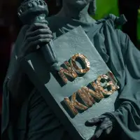 Montrealers rally downtown in support of "No Kings" movement