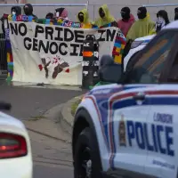 Protesters disperse after blocking entry to London, Ont., defence conference