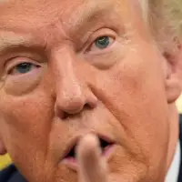 Trump terminates trade talks with Canada because of tariff ads