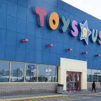 Toys "R" Us Canada customers notified of breach of personal information