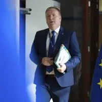 EU won't 'lecture' Canada as it pushes ahead with tech, AI regulation: commissioner