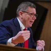 Saskatchewan legislators spar over motion calling on Ottawa to remove EV tariff