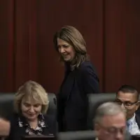 Alberta premier distances herself from $109M DynaLife lab testing debacle