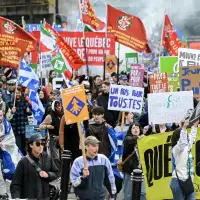 Hundreds of Montrealers join march calling for Quebec independence