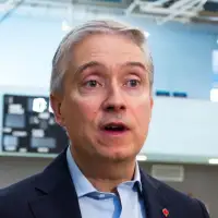 Trump terminates trade talks with Canada, U.S. tariffs creating turmoil in Canadian economy, say analysts