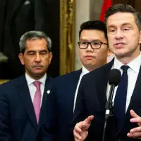 Conservative B.C. riding association launches confidential survey to gauge Poilievre’s support