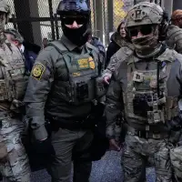 Illinois lawmakers approve ban on immigration arrests near courthouses