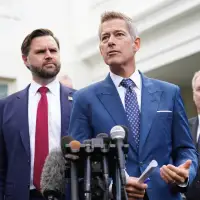 Air traffic controller shortages lead to broader US flight delays as shutdown nears one-month mark