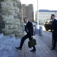 Federal budget forecasts $78B deficit as Liberals shift spending to capital projects