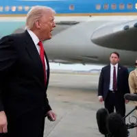 Donald Trump is the 1st sitting US president at a regular-season NFL game since Jimmy Carter in 1978