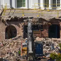 These are the 37 donors helping pay for Trump's $300 million White House ballroom