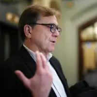 Ending tanker ban risks billions, B.C. minister says; Liberal MPs say consent needed