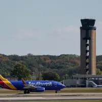 Democratic senator accuses Trump of playing politics with aviation safety during shutdown