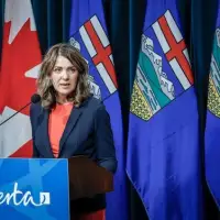 Danielle Smith says Trans Mountain expansion not enough, Canada needs new oil pipelines