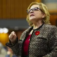 Immigration minister extends pause on new private refugee sponsorships to 2027