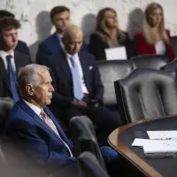 GOP lawmaker demands $300B in defense dues from Canada