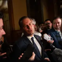 Ontario NDP asks integrity commissioner to investigate labour minister