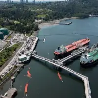 Some B.C. Liberal MPs concerned about prospect of a new oil pipeline: sources