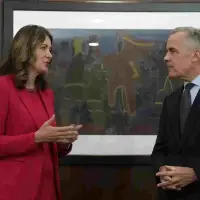 Oil tanker ban just one obstacle to northern B.C. pipeline, experts say