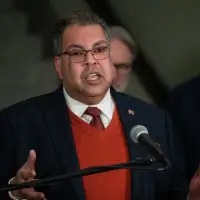 Details of Premier’s ties to businessman underscore need for public probe, Alberta NDP says