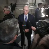 Winnipeg mayor pushing for fourth emergency service to respond to mental-health calls