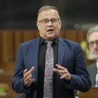 Secretary of State for CRA pushes back against auditor general's findings on accuracy