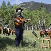 Country singer Corb Lund gets OK to launch anti-coal petition drive in Alberta