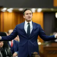 Conservatives hope to expose cracks in Liberal caucus with oil pipeline motion