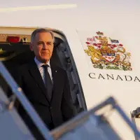 Carney to be in Paris on Monday for a meeting with Ukraine's allies