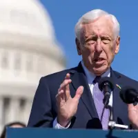Rep. Steny Hoyer, the longest-serving House Democrat, will retire at the end of his term