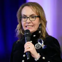 Former Rep. Gabby Giffords returns to House floor on 15th anniversary of shooting