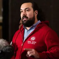 Statistics Canada to cut 850 jobs, 12 per cent of executive team