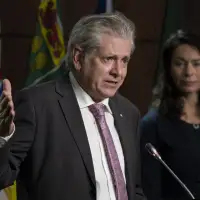 Charlie Angus says NDP leadership not an 'entry level position,' endorses McPherson