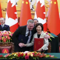 Canada-China deal on canola limited by anti-dumping steel tariffs: agriculture minister