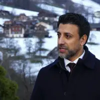 Trade minister calls for expanded engagement with India ahead of Carney's visit