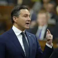 Poilievre prepares for leadership review as Conservatives gather in Calgary