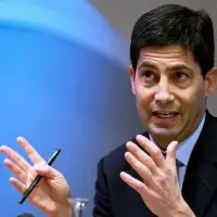Who is Kevin Warsh?