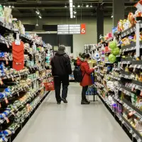 Import Costs Driving Canada Food Inflation, BOC Research Says
