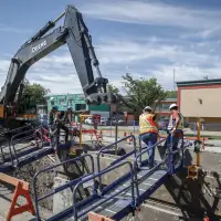 Calgary lifts water restrictions after 3 weeks as work continues to replace pipe