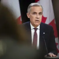 Early retirement offer to federal public servants causing ‘chaos’ in public service: union