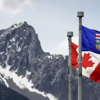 Most Albertans would vote to stay in Canada, Angus Reid survey finds