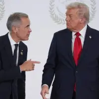 Trump privately weighs quitting CUSMA trade deal he negotiated