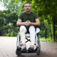 'Nothing's changing': Calgary man recovering in Ukraine sees no end to war