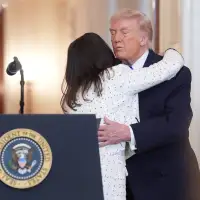 Trump warns countries to abide by tariff deals despite Supreme Court decision