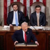 Trump defends controversial policies, tariffs in state of the union